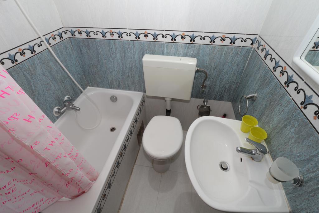 Central Beach Apartment Makarska Bilik gambar