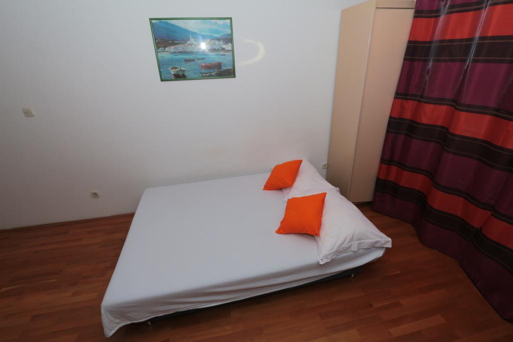 Central Beach Apartment Makarska Bilik gambar