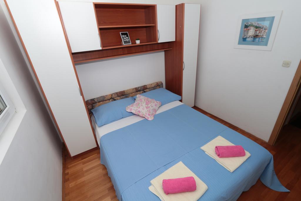 Central Beach Apartment Makarska Bilik gambar